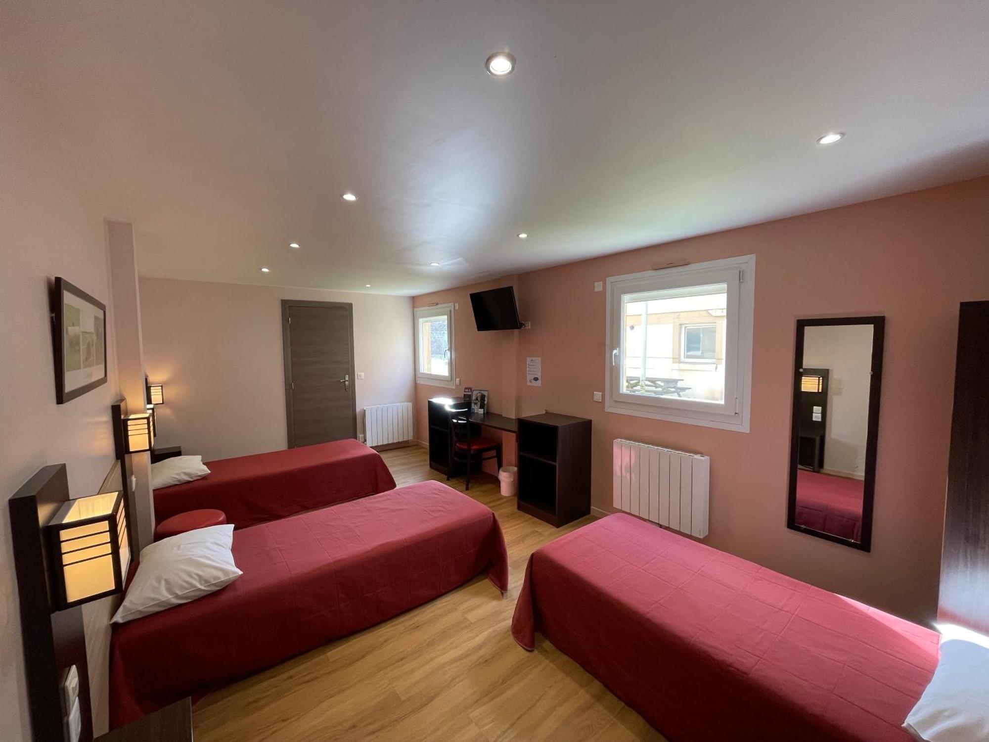Brit Hotel St-Quentin/Nord Fayet  Dış mekan fotoğraf