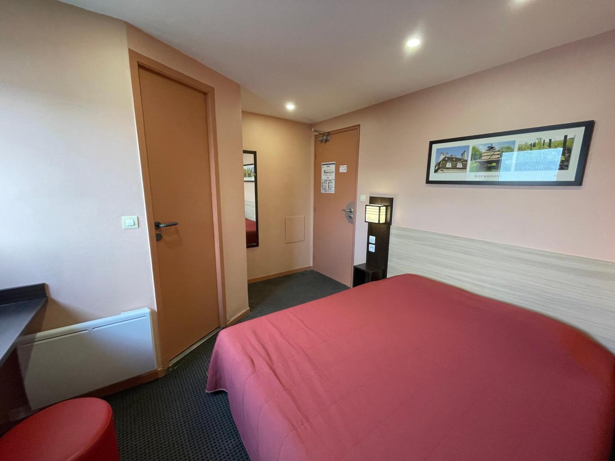 Brit Hotel St-Quentin/Nord Fayet  Dış mekan fotoğraf
